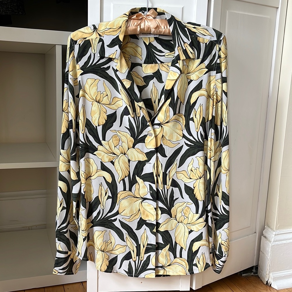 Equipment Silk Shirt in Floral Print